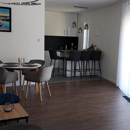 פוביירובו Apartament Riva מראה חיצוני תמונה