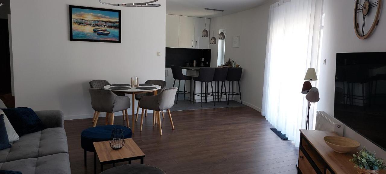 פוביירובו Apartament Riva מראה חיצוני תמונה